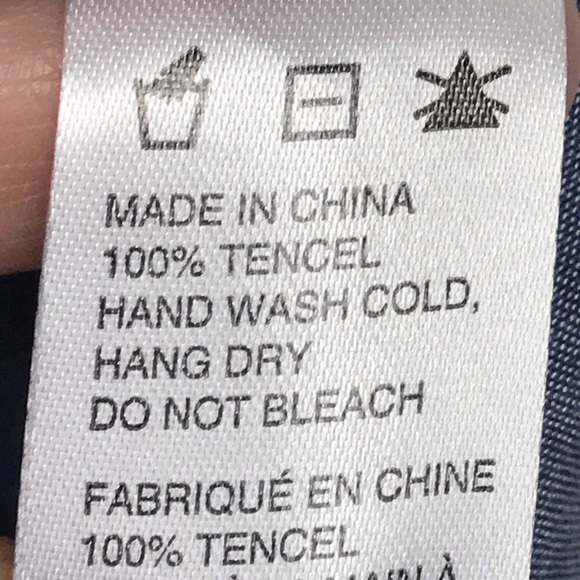 K by Kinnucan’s | Chambray Sleeveless Blouse - Picture 5 of 5